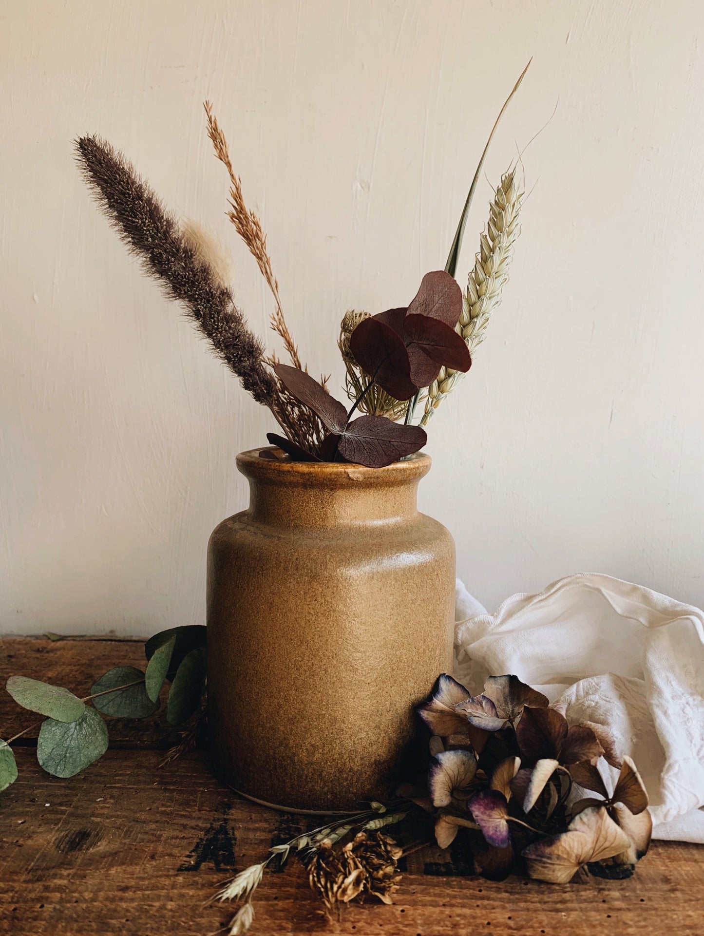 Vintage Large Cinnamon Brown Earth Ware Pot / Jar