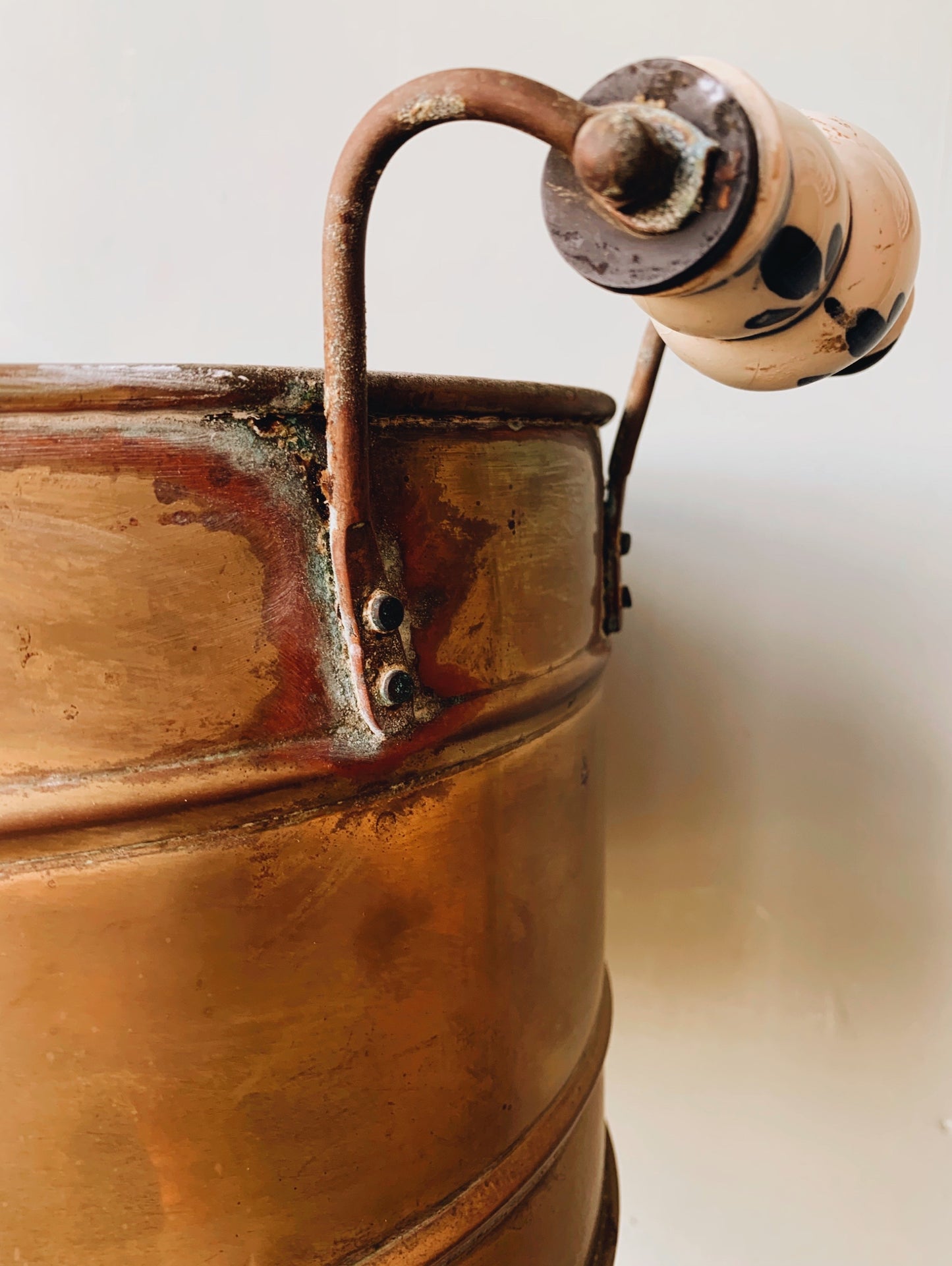 Large Antique Brass (planter) Bucket with Ceramic Floral Handles (lots of patina and rustic charm UK SHIPPING ONLY)