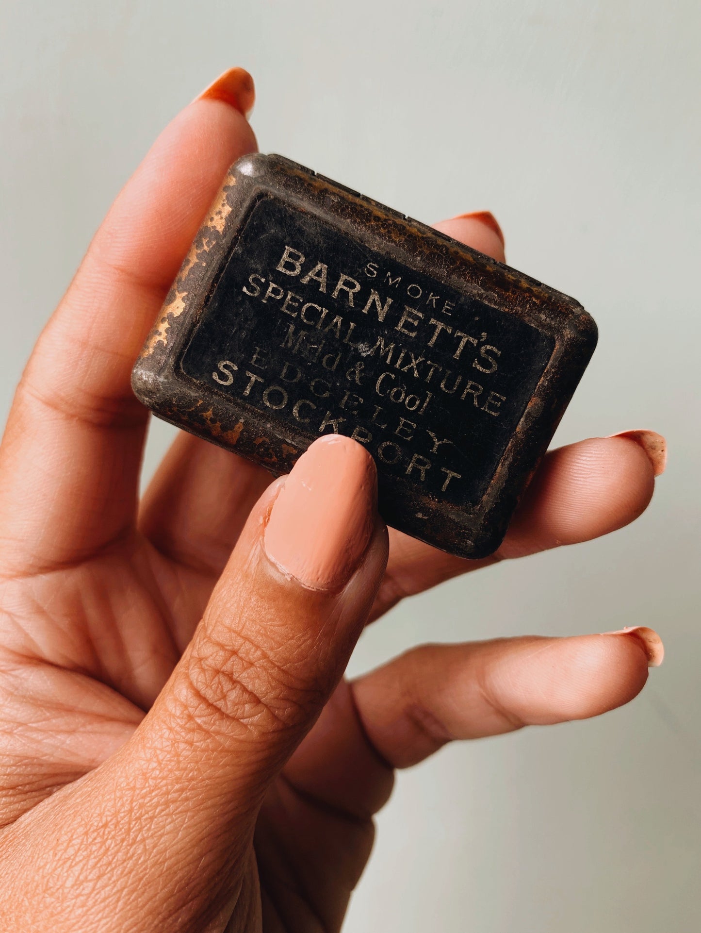 Antique Smoke Barnetts Tin