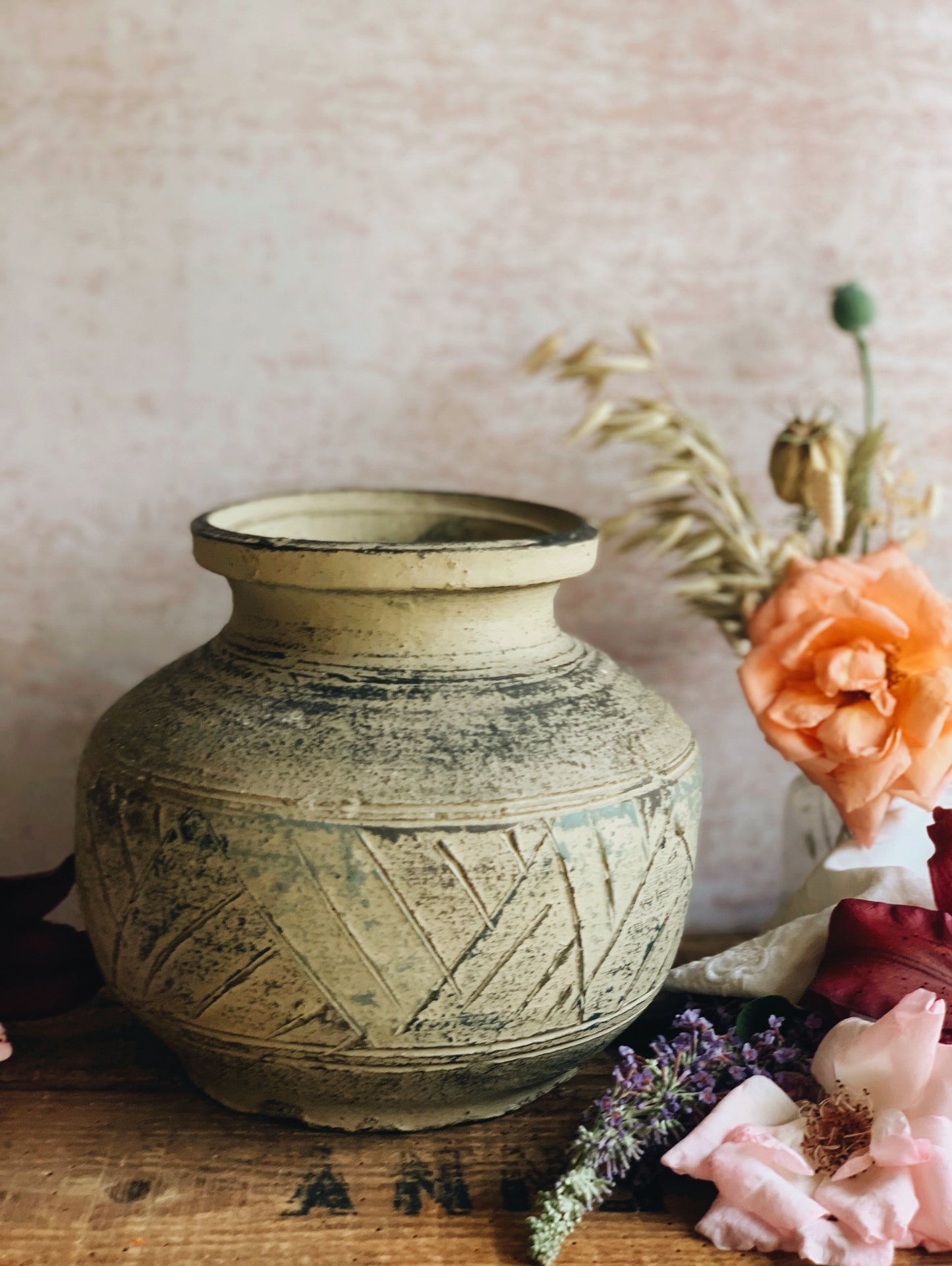 Large Rustic Ceramic Vase (UK SHIPPING due to weight)