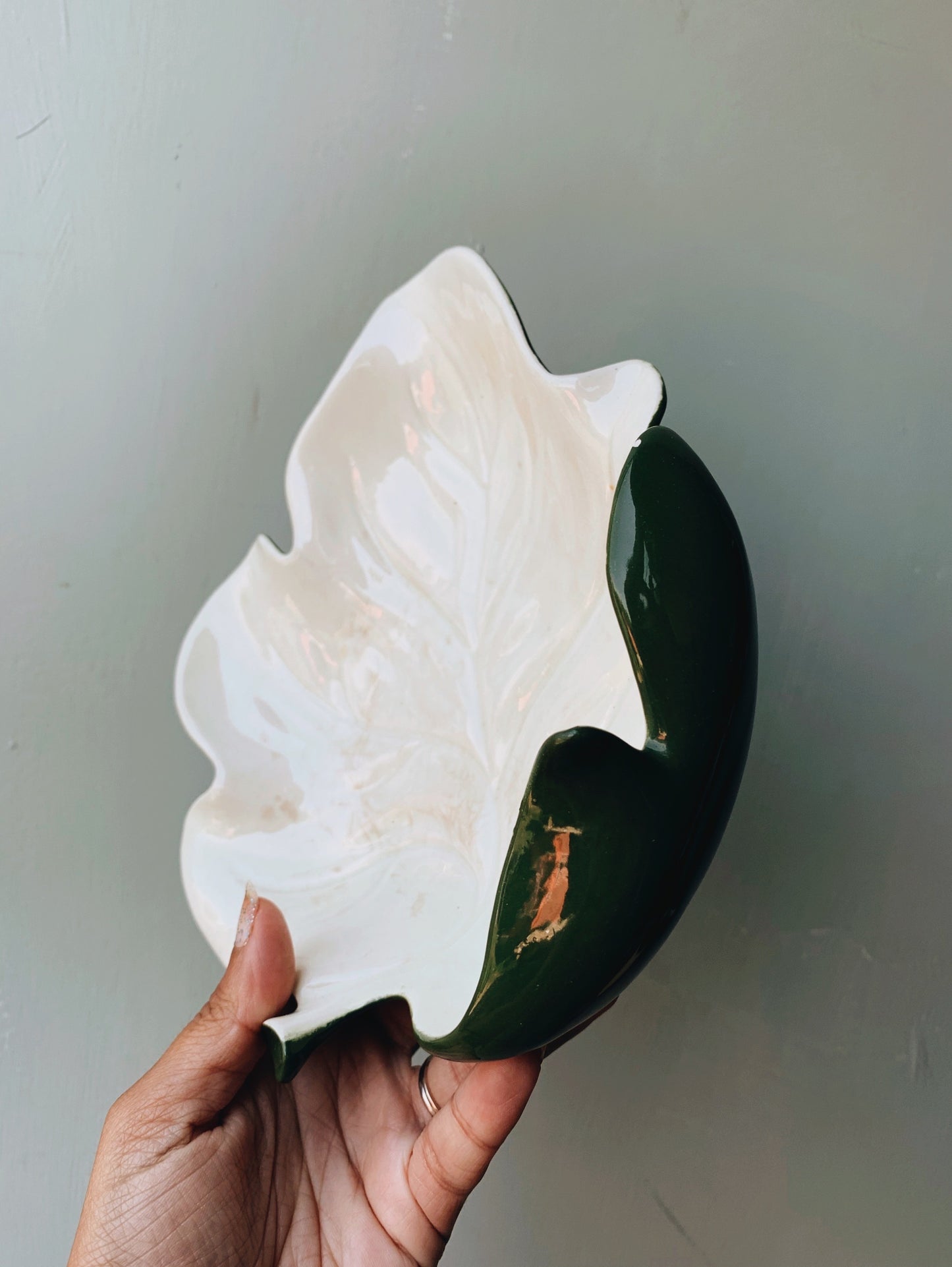 Vintage Green Carlton Leaf Dish