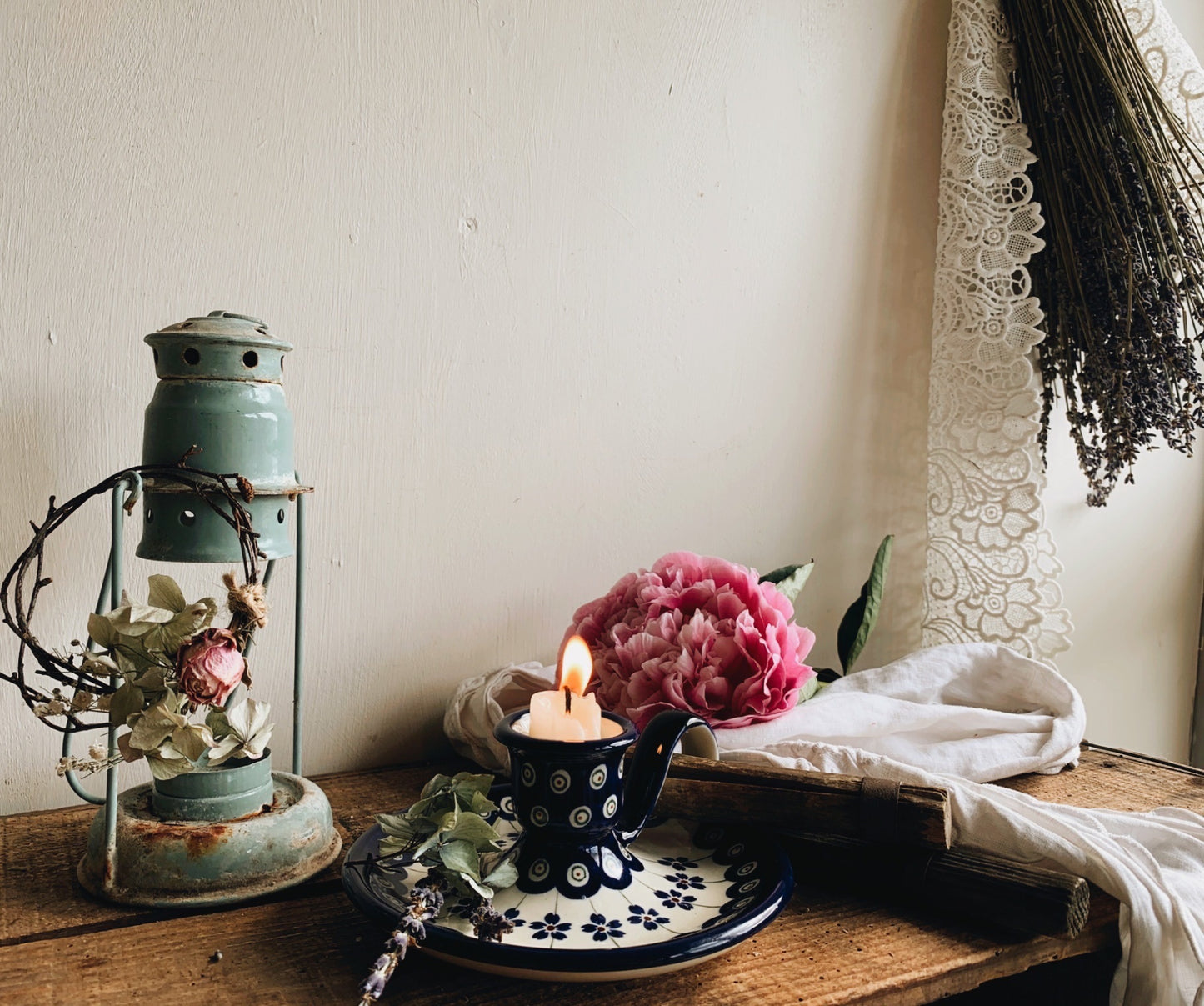 Antique Rustic Lamp Holder