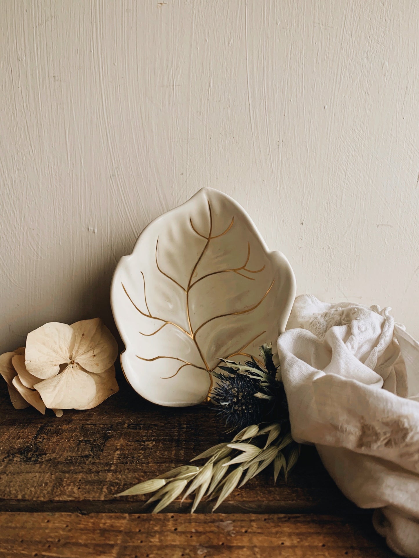 Vintage Carlton White & Gilt Leaf Dish