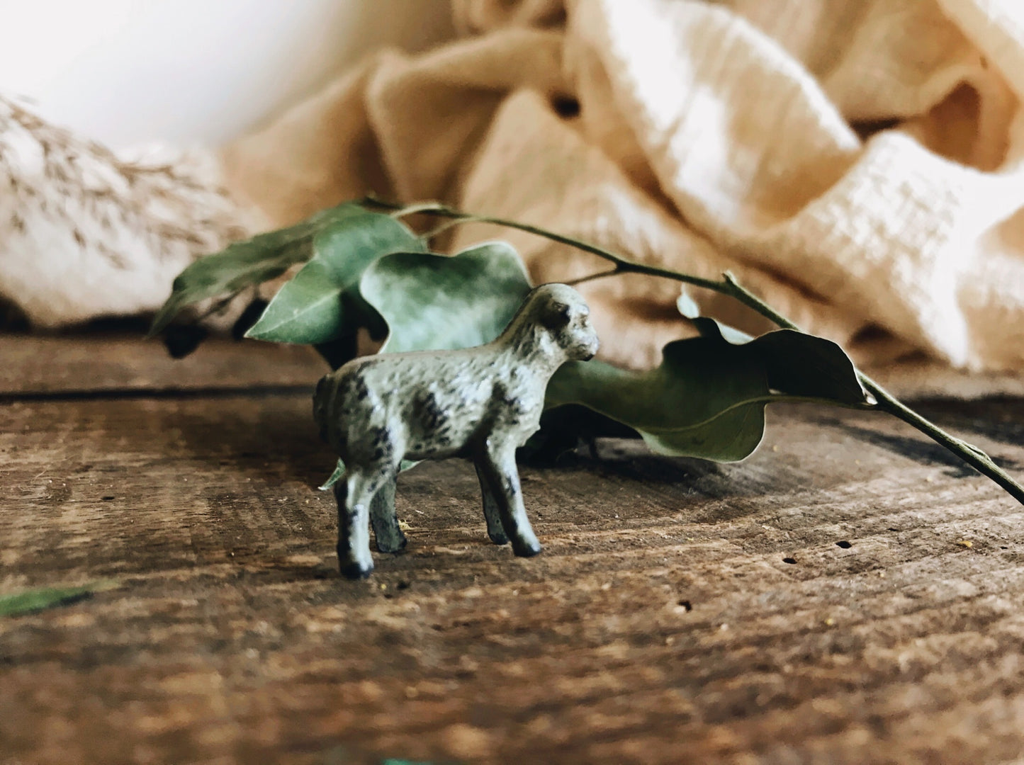 Vintage Lead Lambs - Stone & Sage