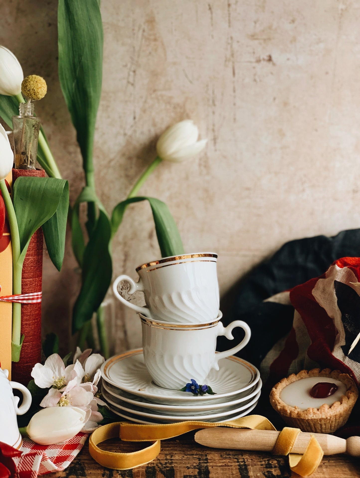 Vintage zajecar yugoslavia White Scalloped Gilt Detailed Coffee Cup & Saucer (six available sold separately)