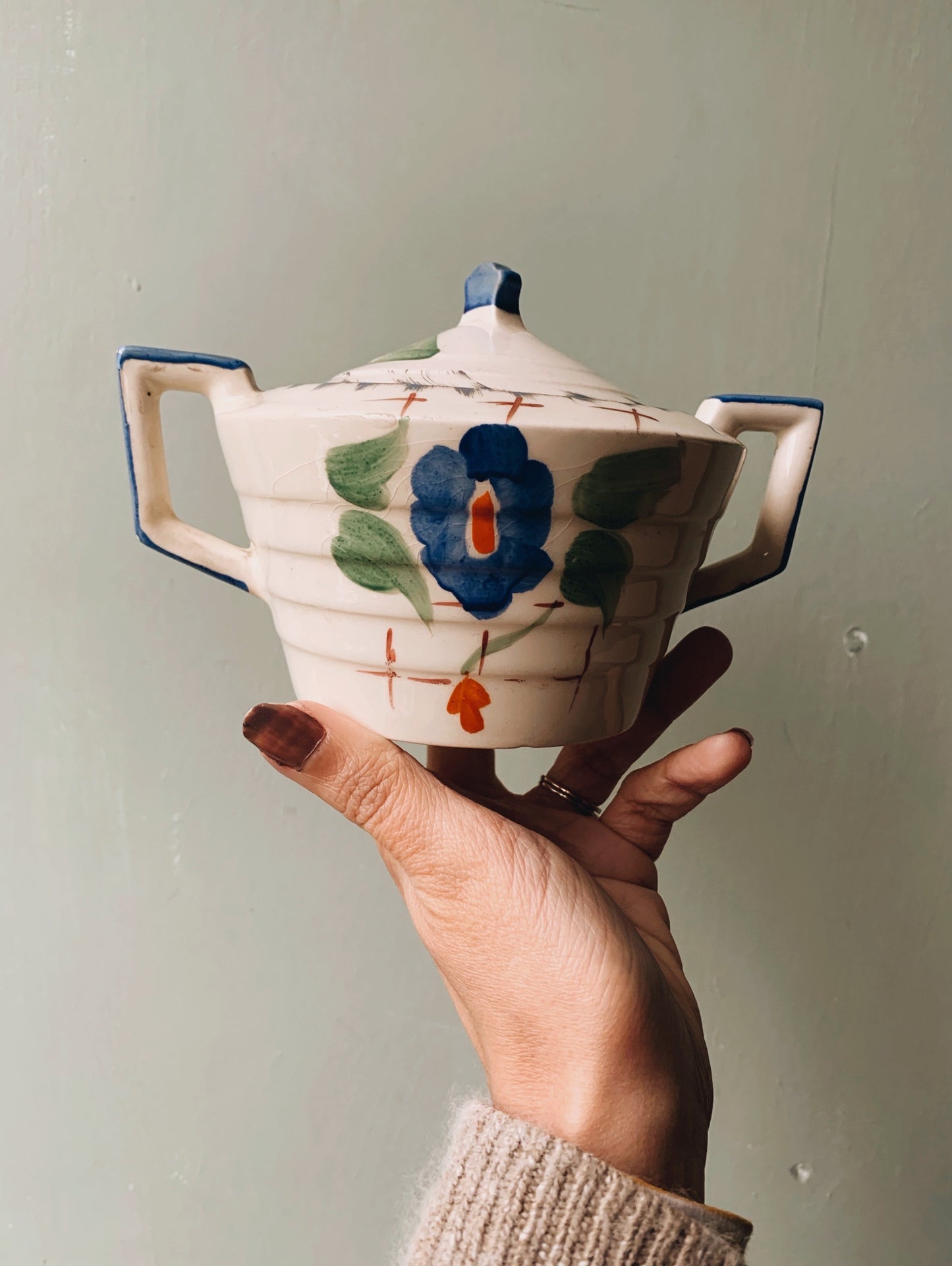 Vintage Ivory Hand~painted Floral Pot