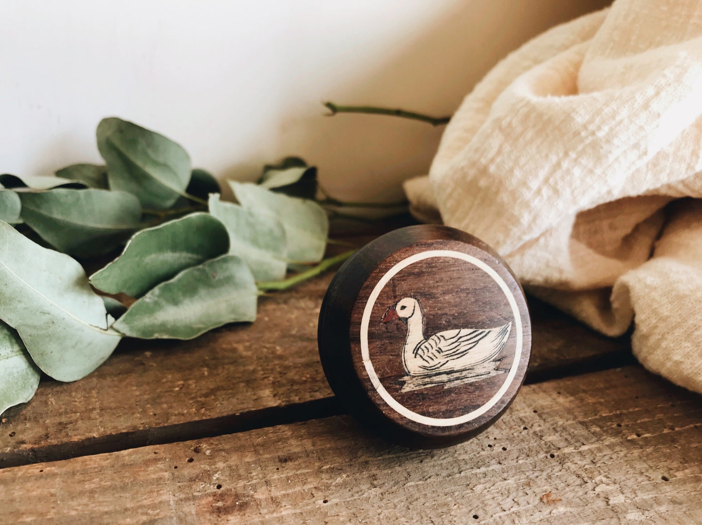 Vintage Goose Engraved Wooden Pot with Lid - Stone & Sage