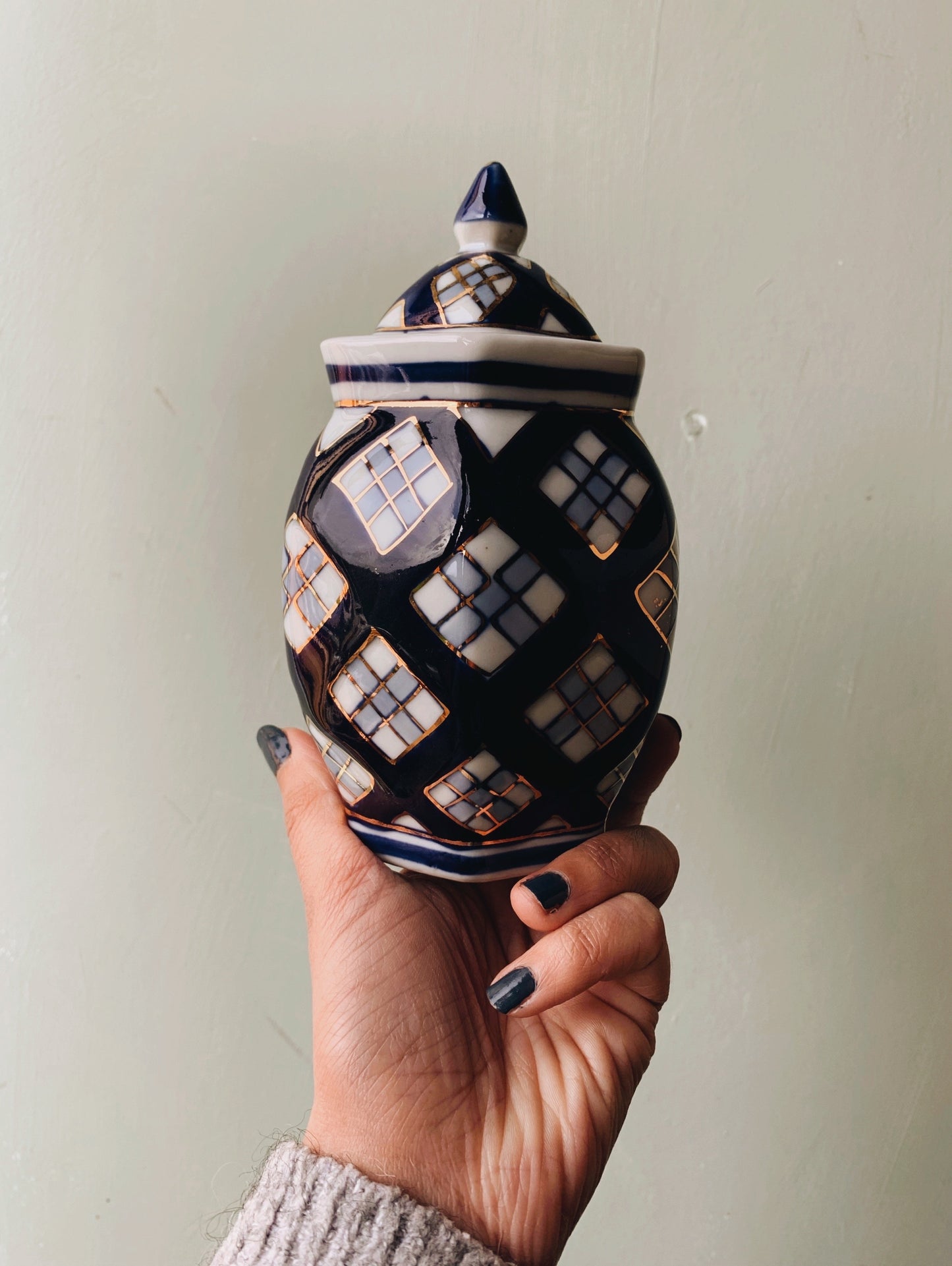 Vintage Blue & White Ginger Jar
