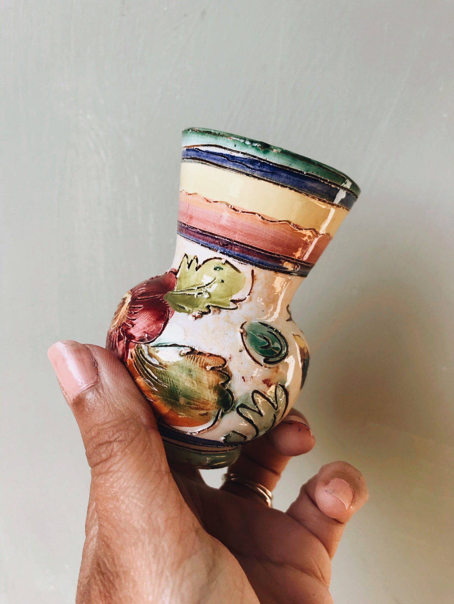 Italian Hand~thrown Decorative Vase - Stone & Sage
