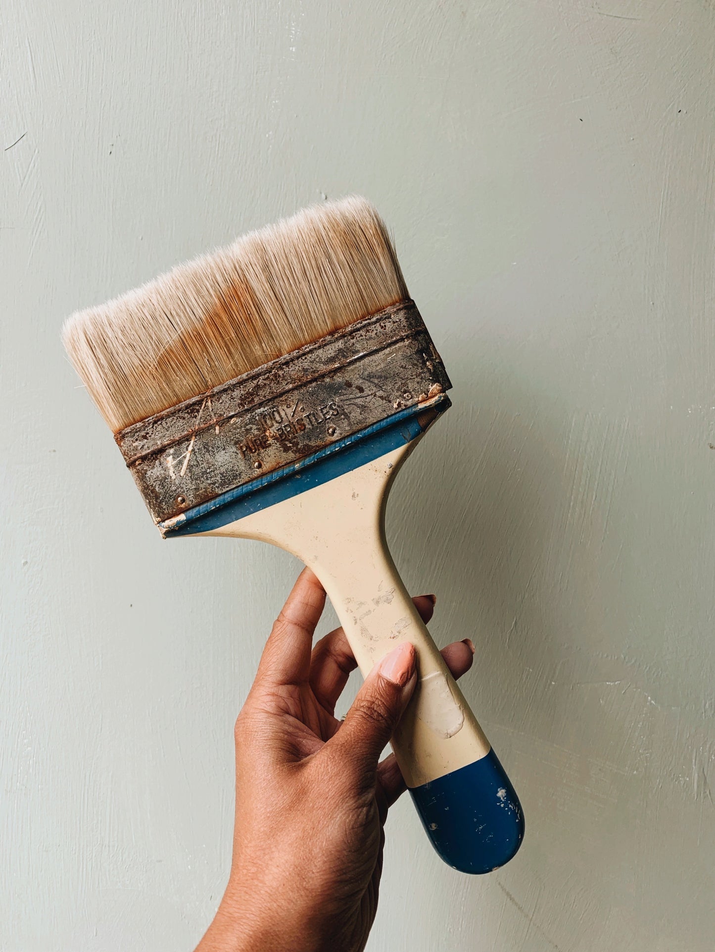Kitsch Blue & White Large Paintbrush