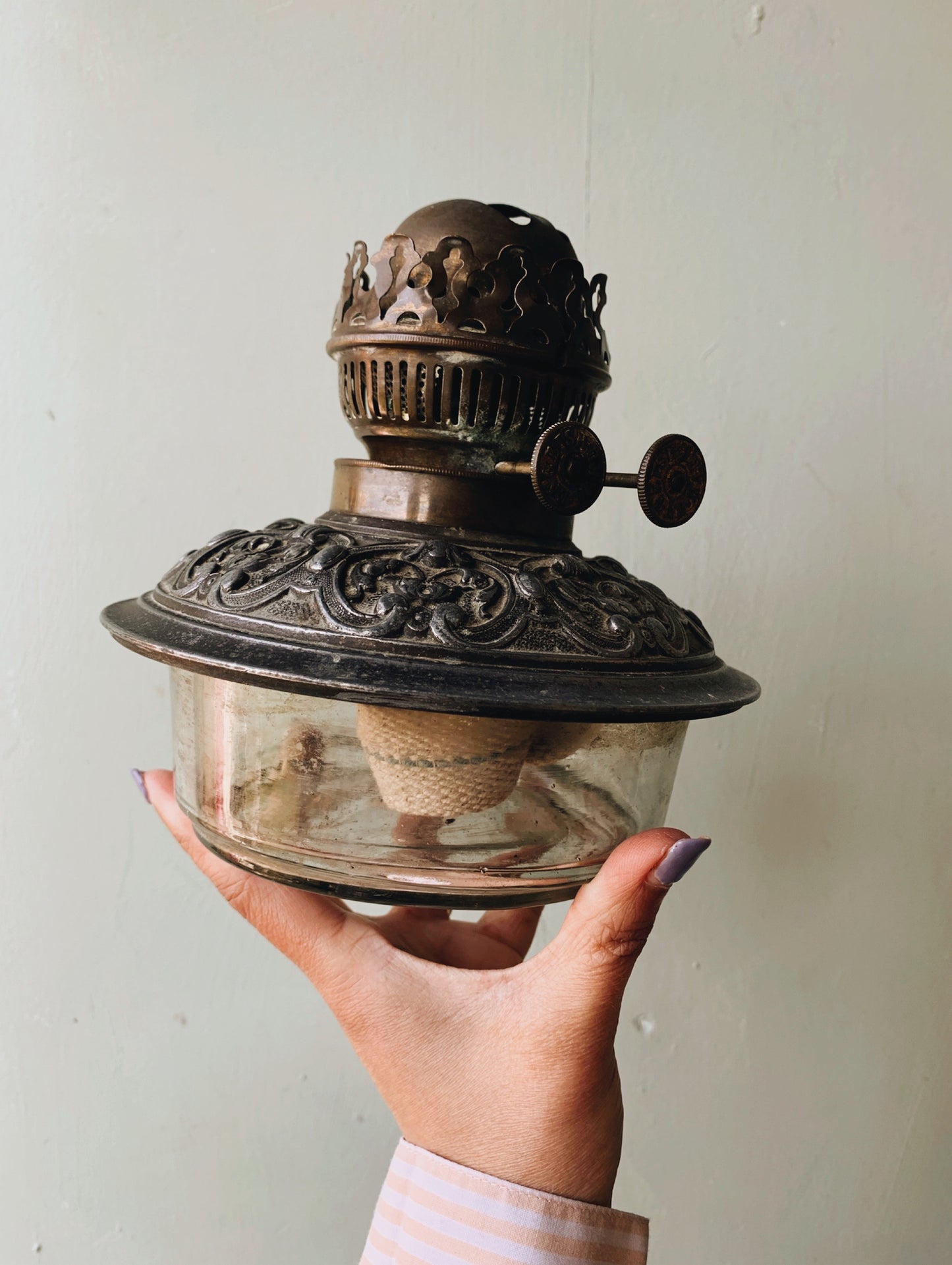 Antique Oil Burner with Decorative Relief (UK shipping only)