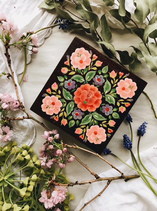 Vintage Hand~painted Folk Floral Wooden Box - Stone & Sage 