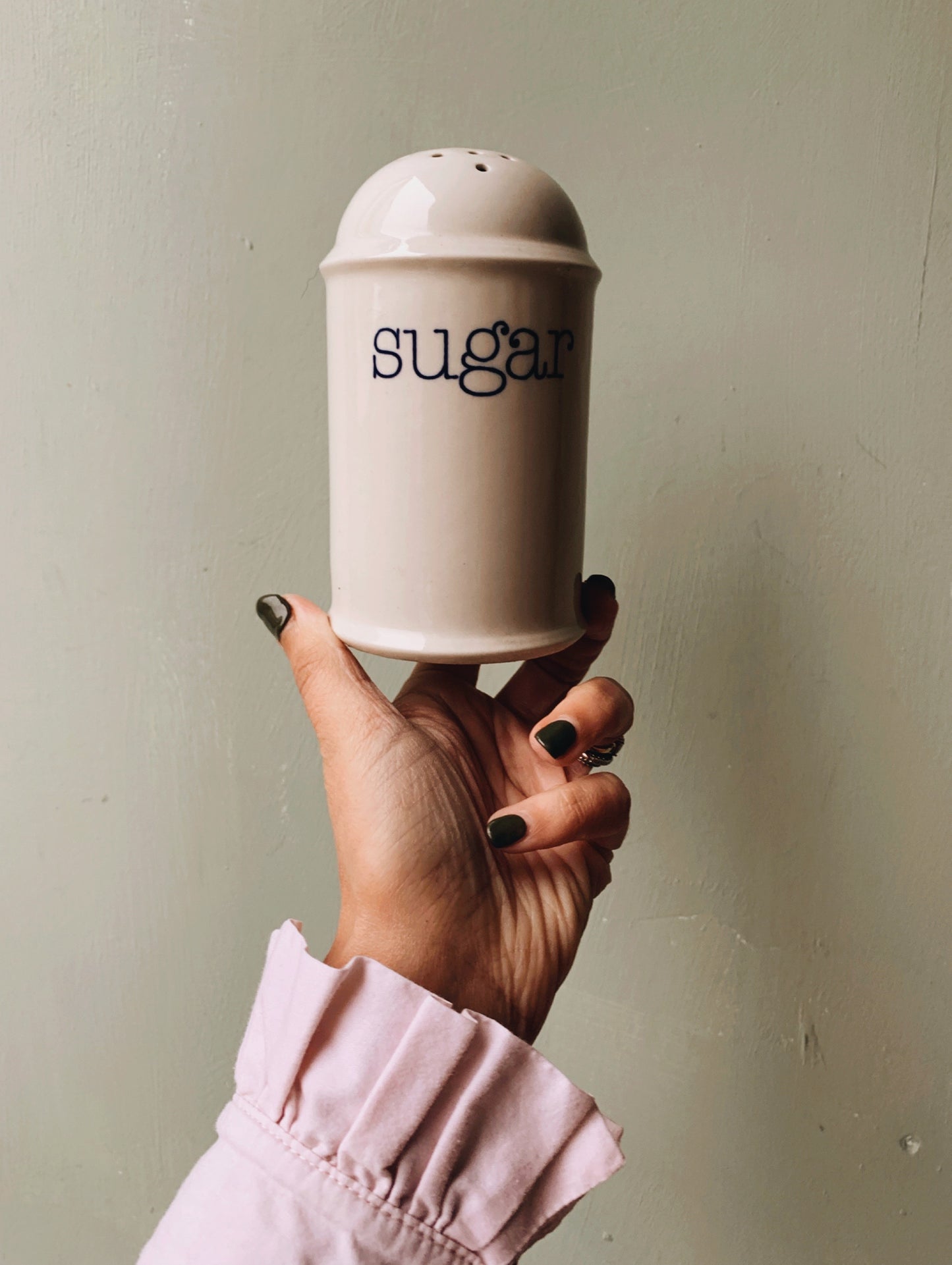 Kitsch Sugar Ceramic Shaker