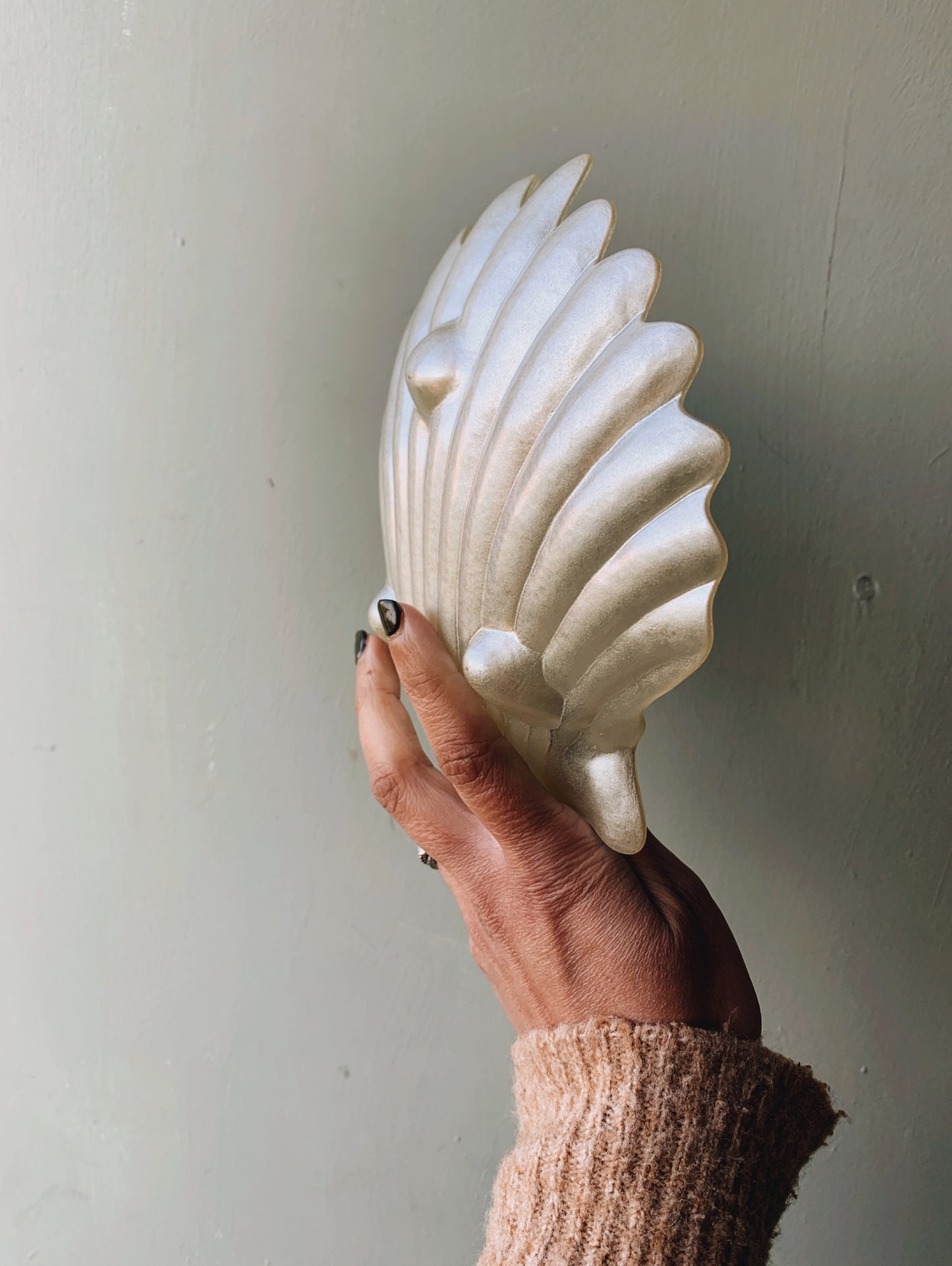 Vintage Iridescent Pearl Glass Shell Dish