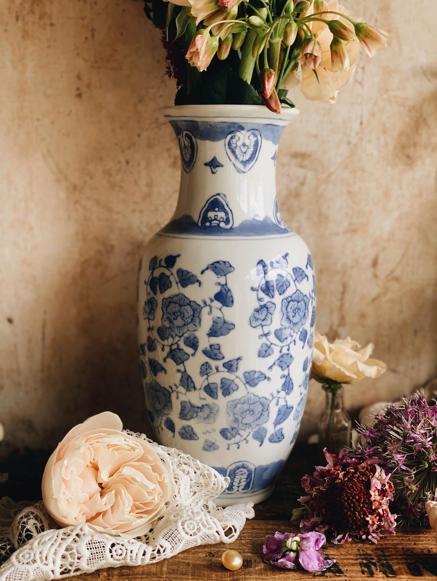 Large Vintage Ming Floral Vase