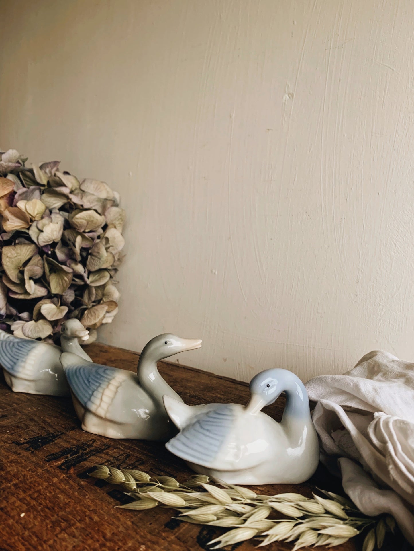 A Set of Three Vintage Ceramic Swans