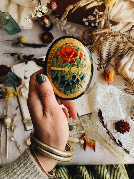 Vintage Art Deco Detailing Decoupaged Pot