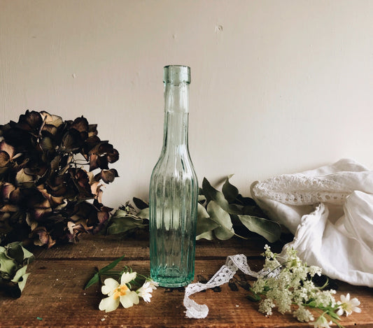 Vintage Apothecary Bottle - Stone & Sage 
