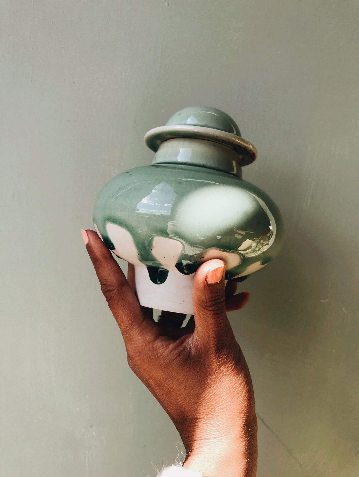 Hand~thrown Salt Glaze Drip Green Pot with Lid