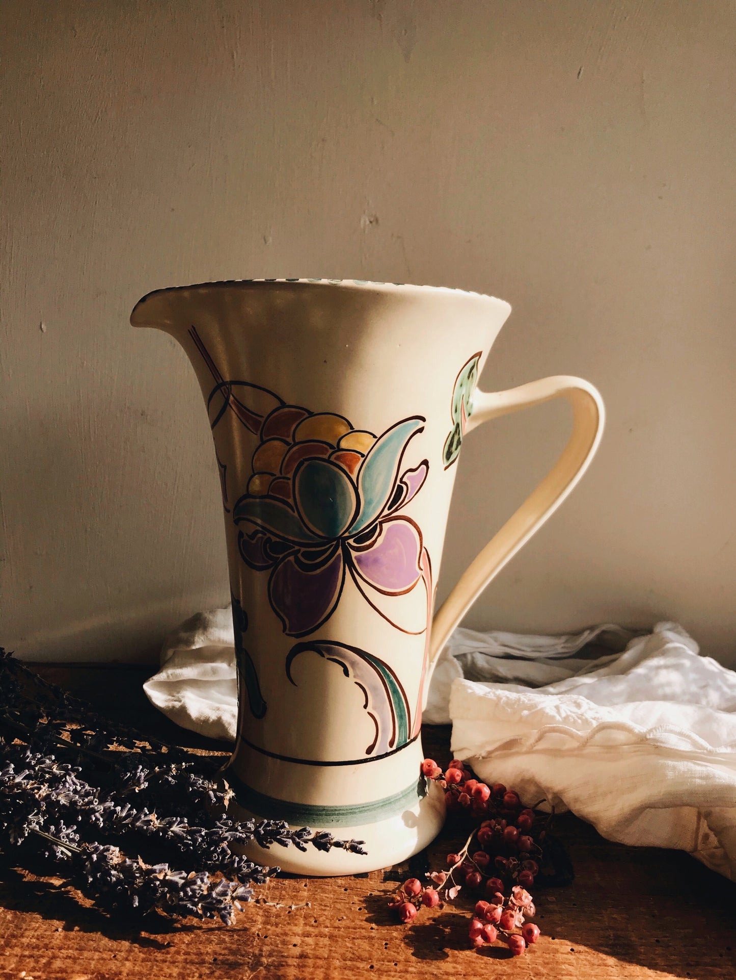 Vintage Honiton Hand~painted Art Deco Vase