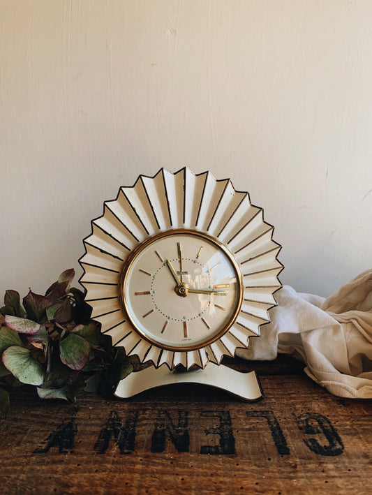 Vintage Art Deco Mantle Clock