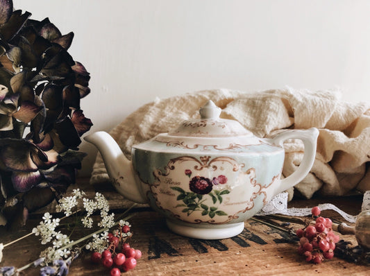 Vintage Royal Horticultural Roses Small Teapot
