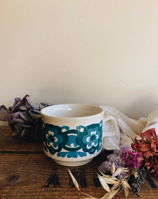 1970’s Retro Blue Floral Transfer Cup