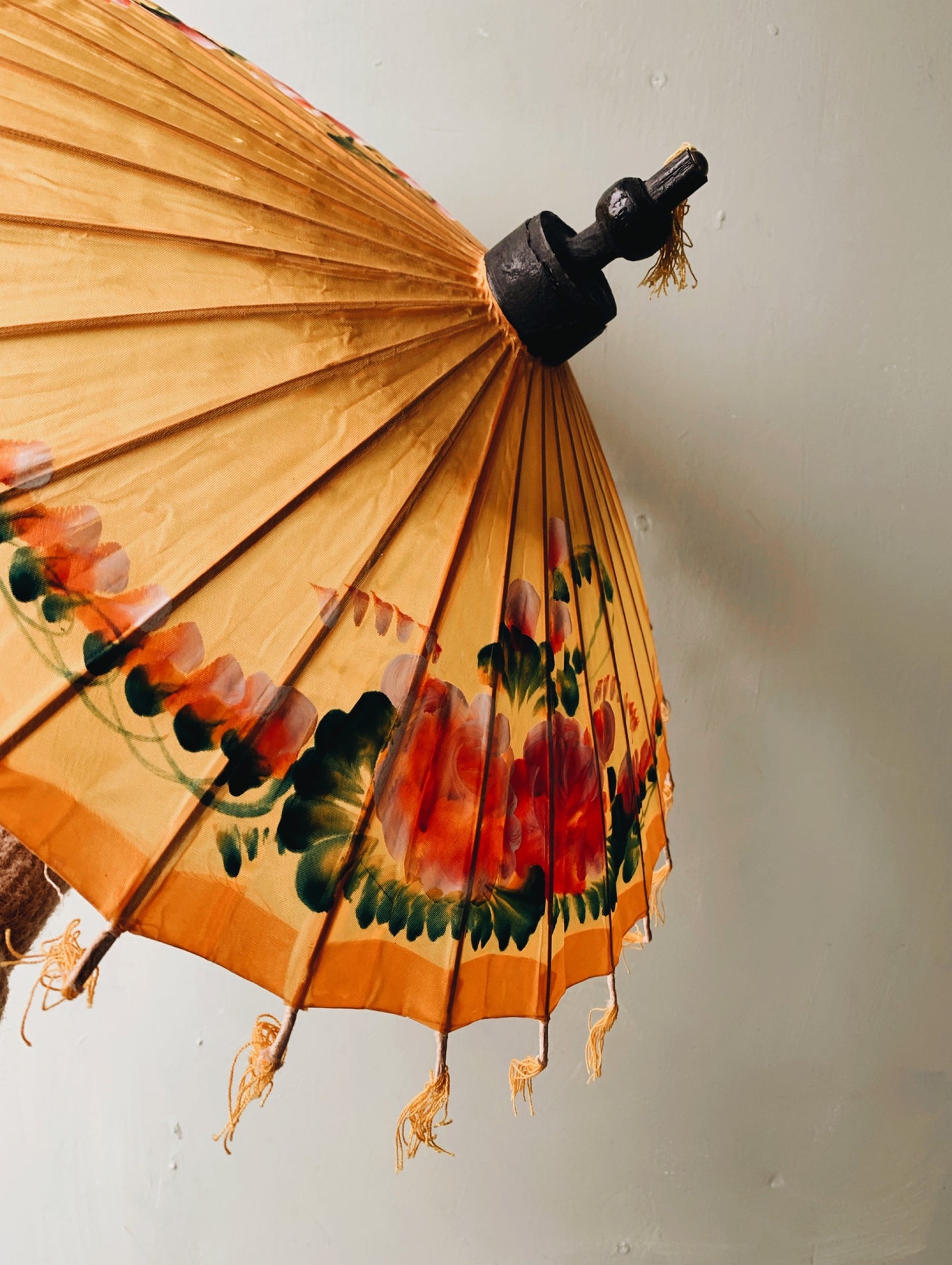 Vintage Oriental Wooden & Fabric Umbrella (UK SHIPPING ONLY)