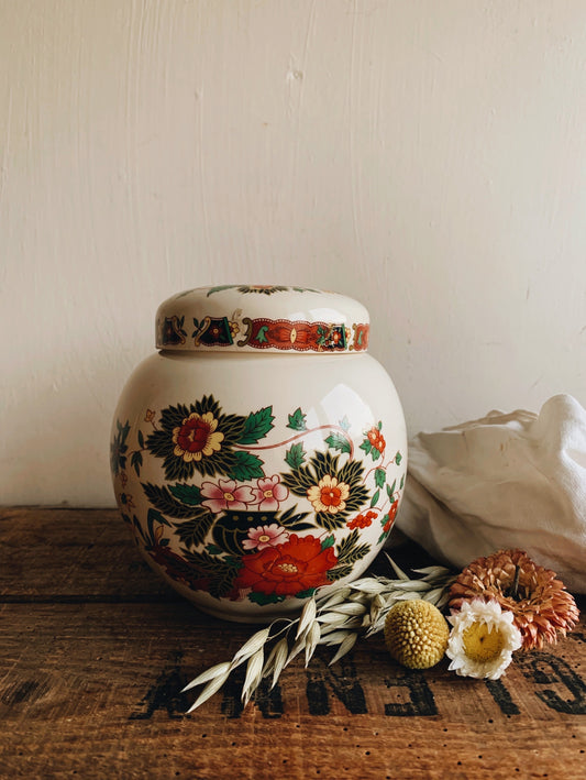 Vintage Floral Sadler Ginger Jar with Lid