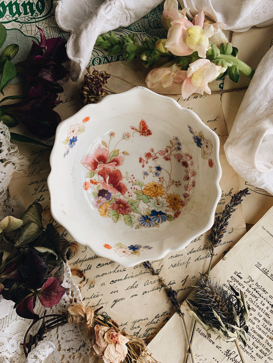 Vintage Floral Butterfly Pot / Stand