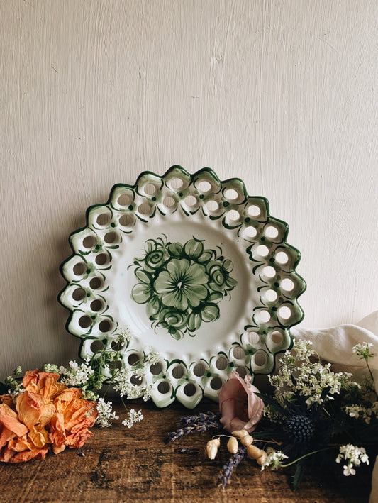 Rustic Green Floral European Wall (motif) Plate