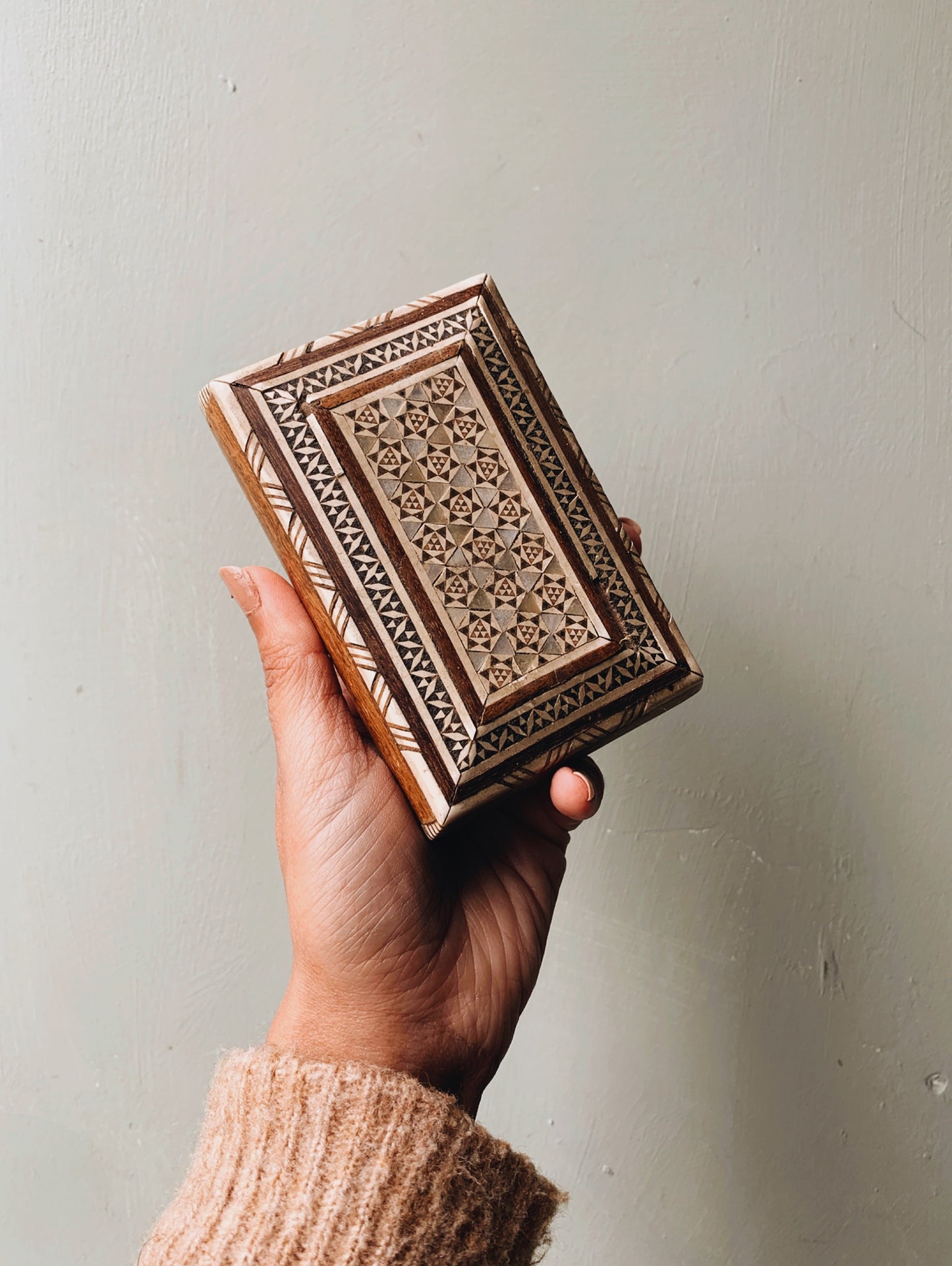 Vintage Mother of Pearl Wooden Box