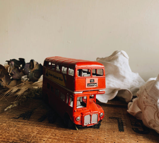 Retro London Bus