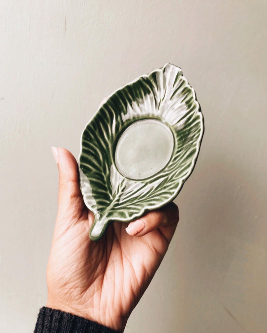 Vintage Sylvac Green Leaf Dish