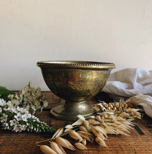 Vintage Decorative Etched Sugar Bowl