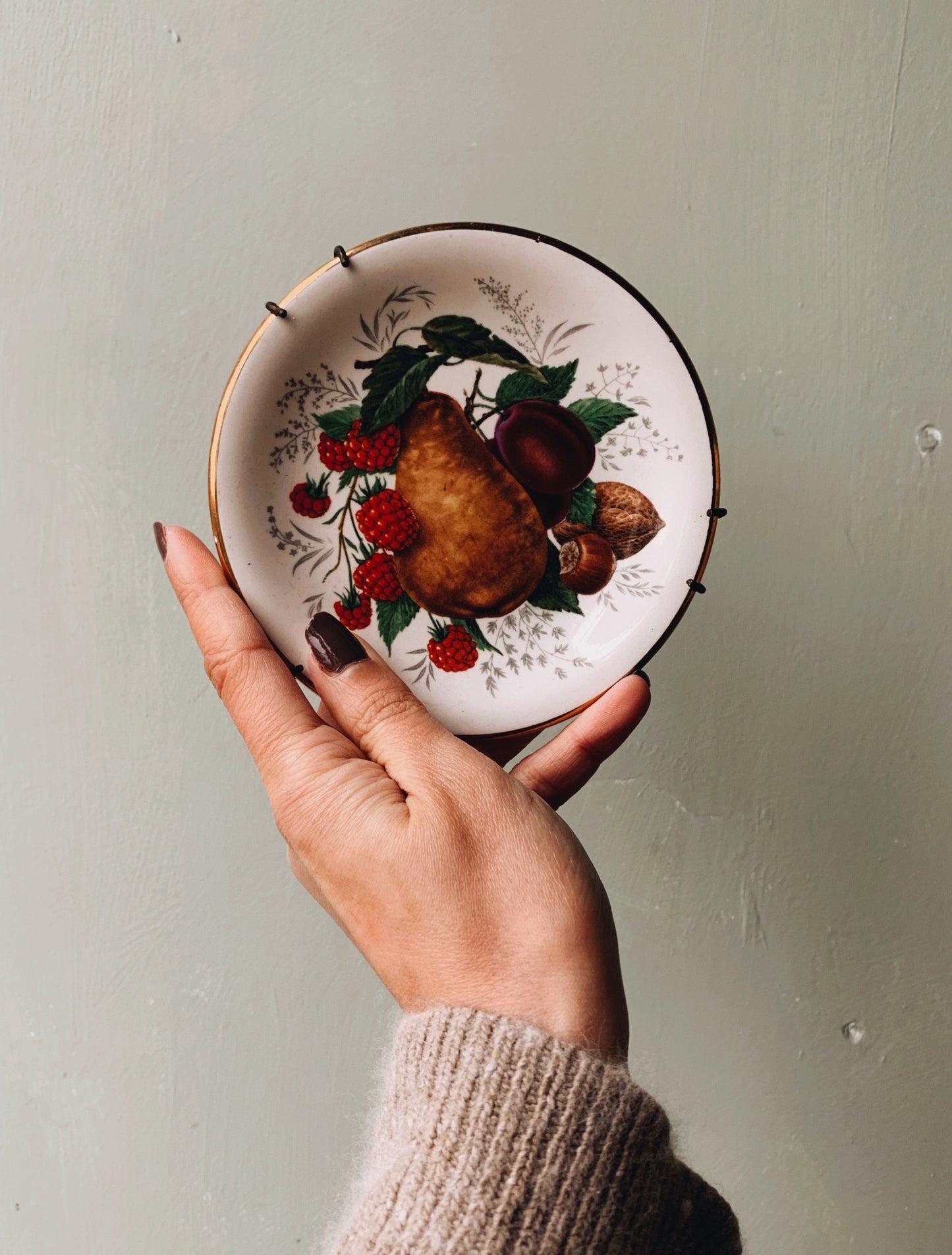 Vintage Fruits & Floral Wall Plates (sold separately)