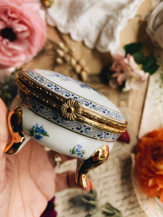Vintage Blue Rose & Gilt Detailing Trinket Pot
