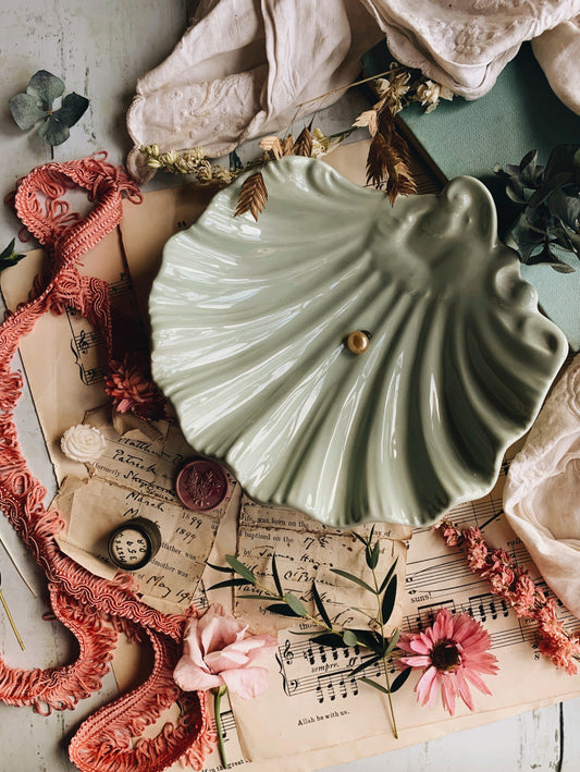 Vintage Green Shell Dish