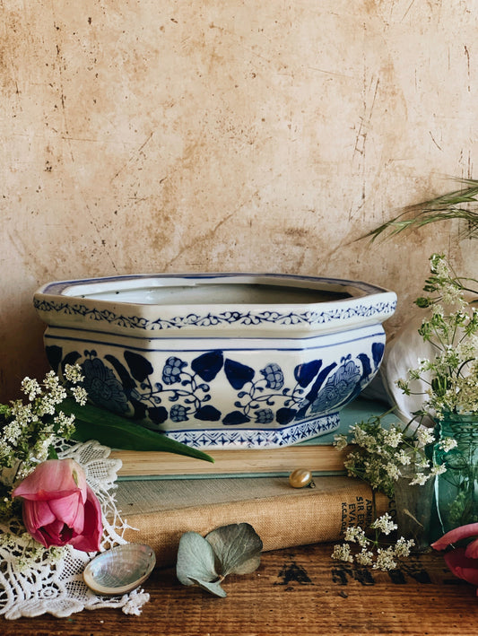 Large Antique Ming Style Planter (UK shipping only)