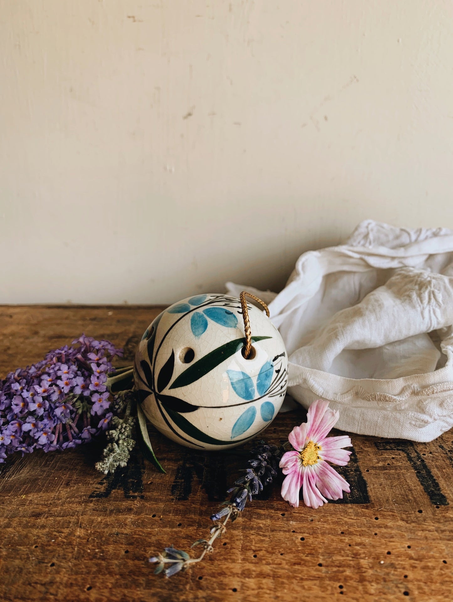 Vintage Blue Floral Ceramic Pomander