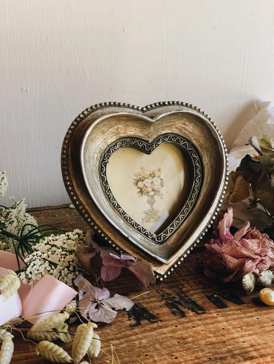 Vintage Silver Heart Frame