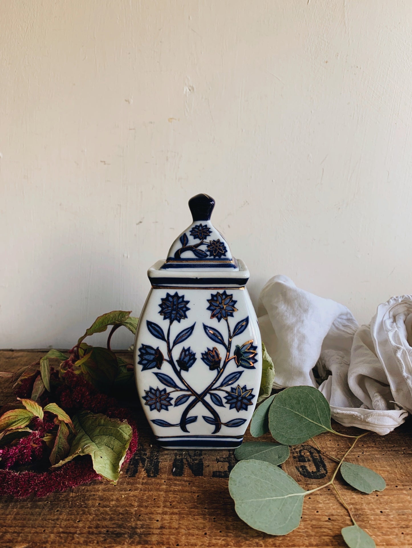 Vintage Blue Gilt Decorative Pot