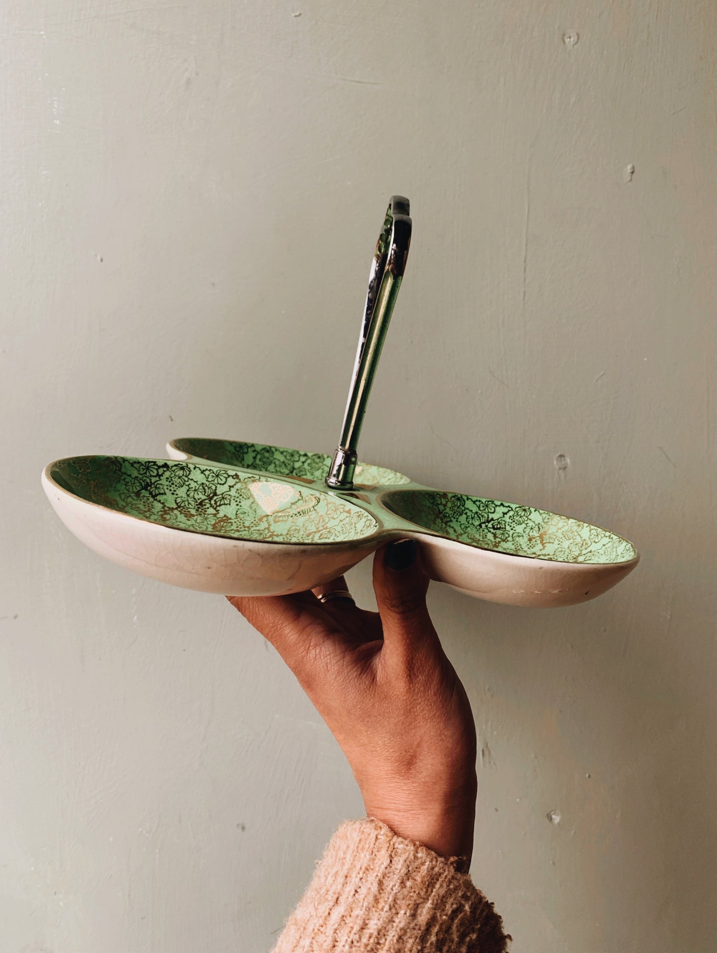 Vintage Green Floral & Gilt Staffordshire Dish (UK SHIPPING)