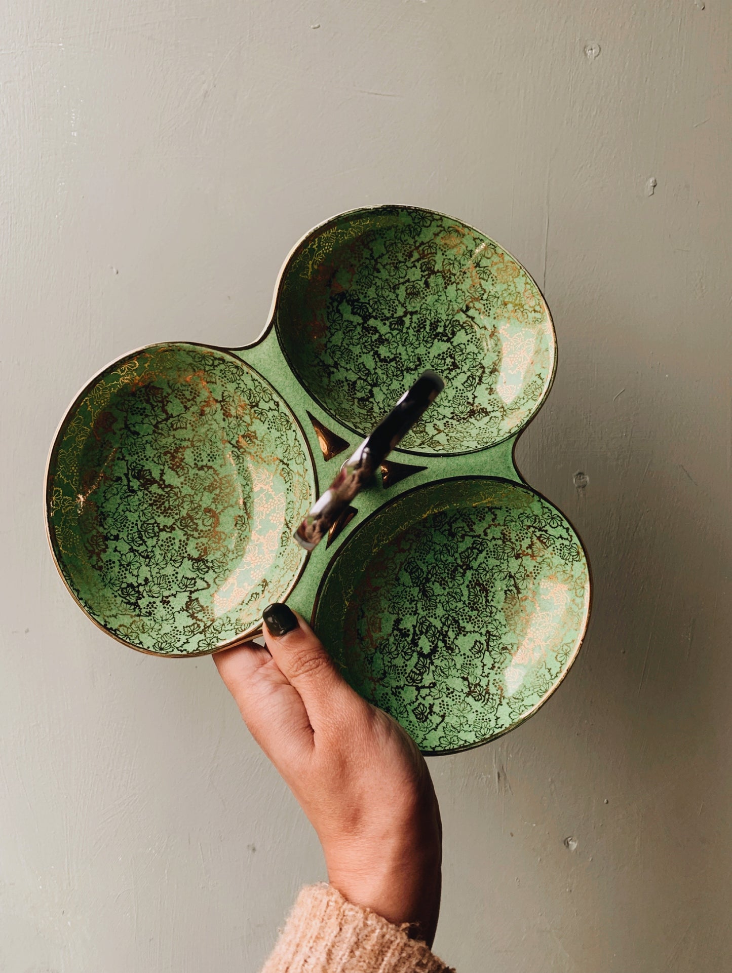 Vintage Green Floral & Gilt Staffordshire Dish (UK SHIPPING)