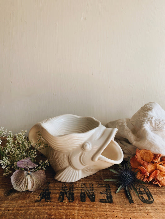 Kitsch Gurgle Fish Planter
