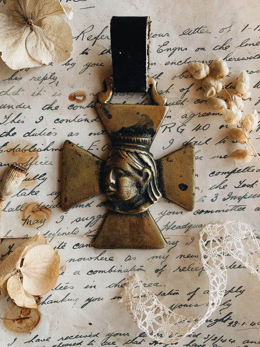 Antique Brass Queen Hanging with Leather Strap