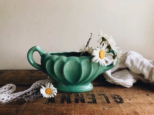 Vintage Dee Lee Urn