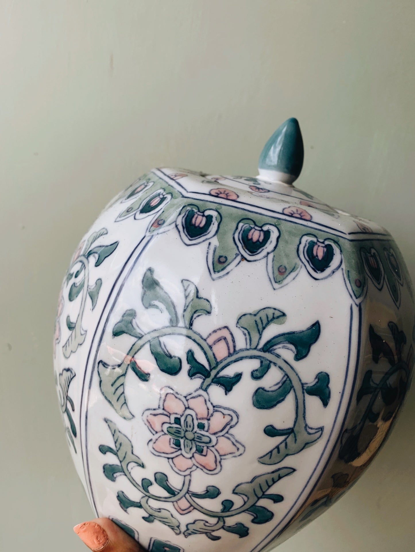 Large Antique Oriental Pink & Green Decorative Vase & Lid