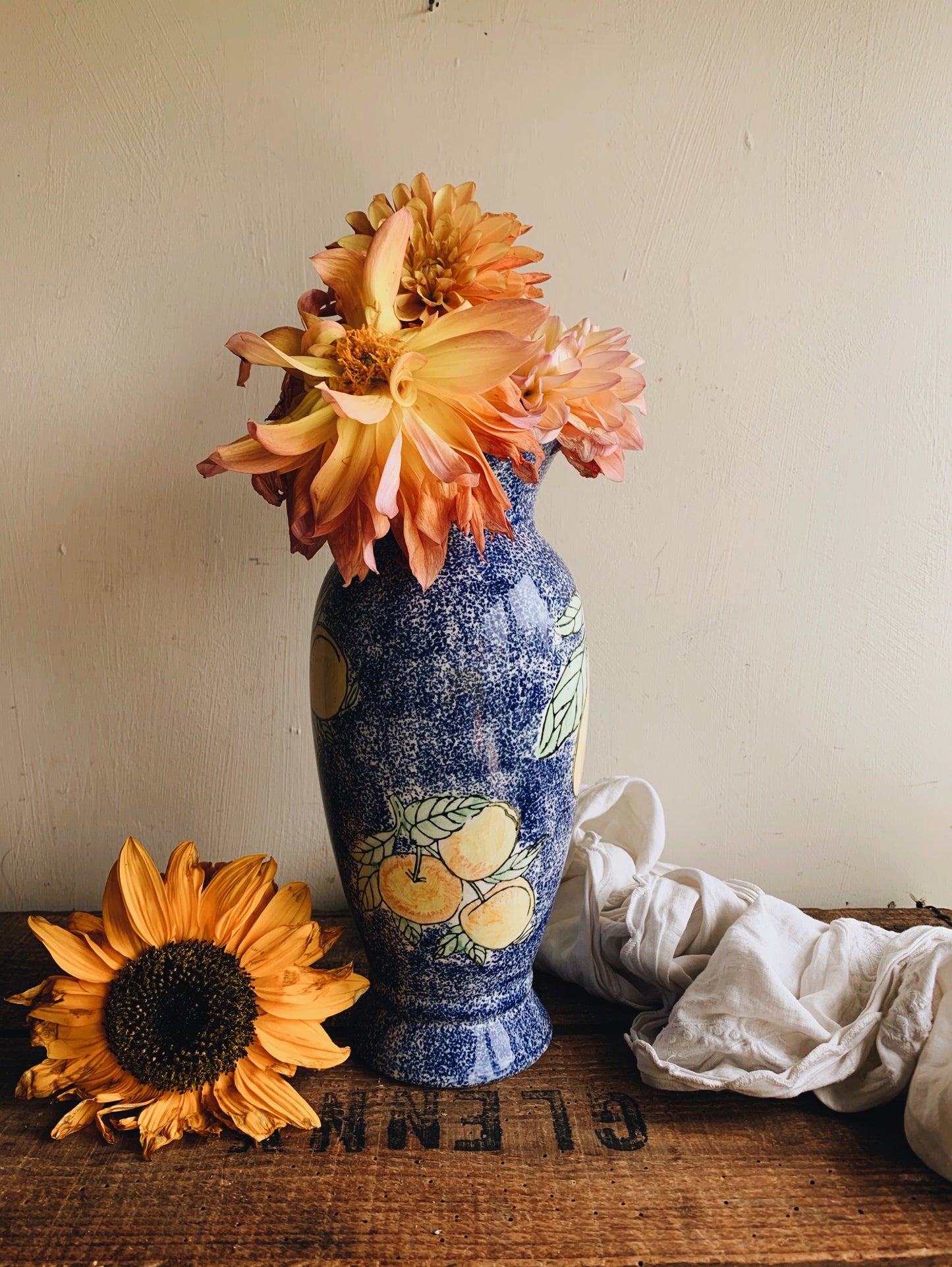 Large Rustic Fruit & Speckle Vase