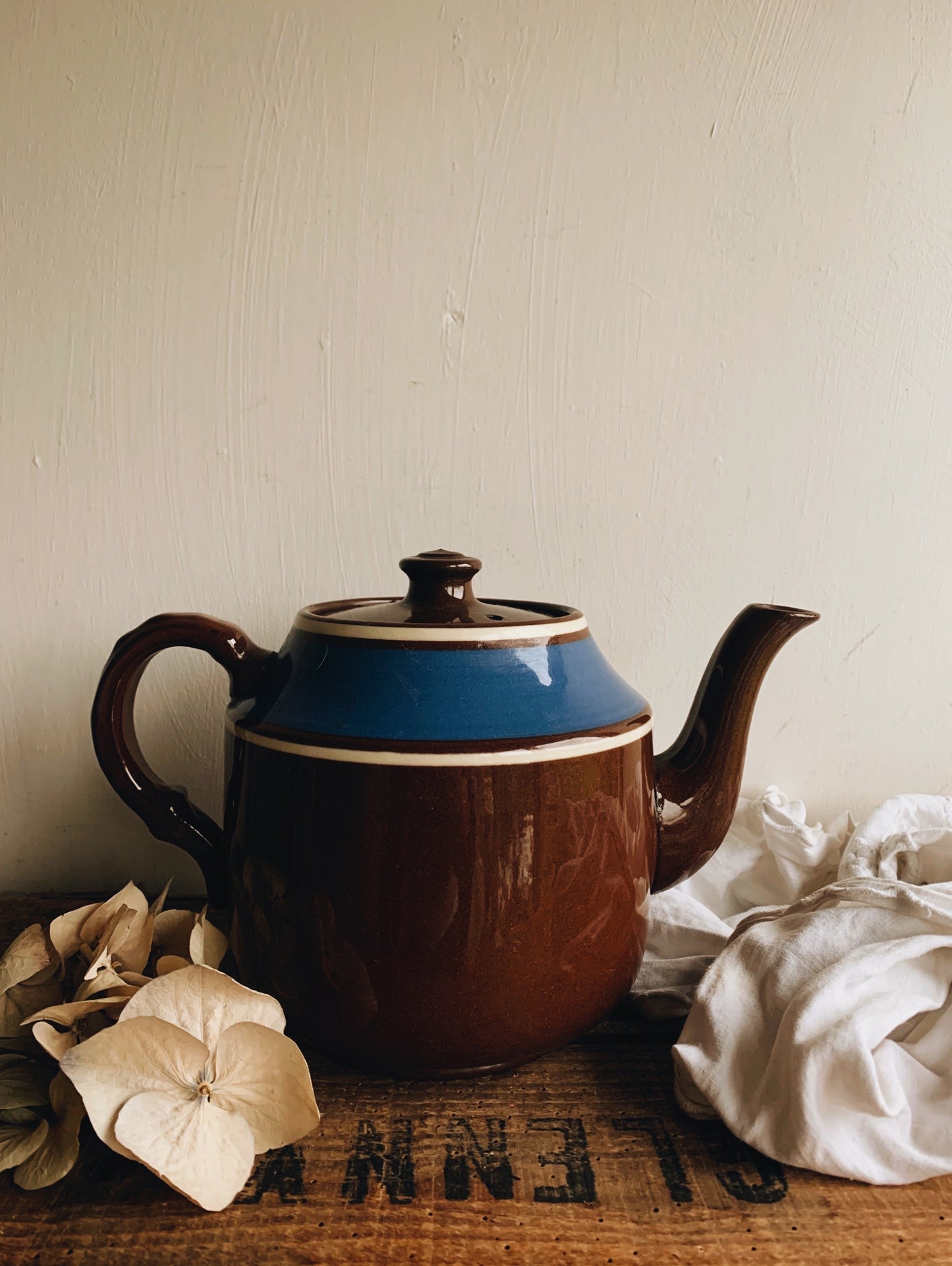 Vintage 1970’s Blue Trim Brown Betty Ceramic Teapot